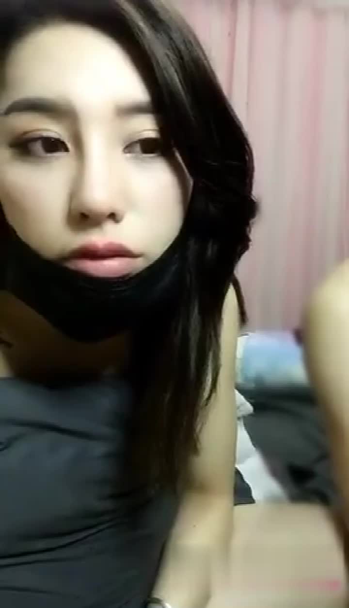 亚洲欧洲日本综合动图,亚洲欧洲自拍拍偷午夜色无码